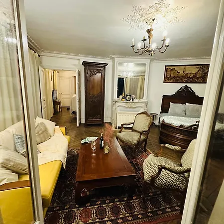 Appartamento De Charme 3 Pièces Centre Marais Parigi